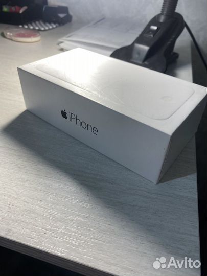 Телефон iPhone 6