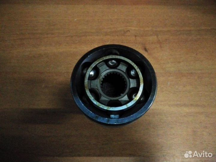 Шрус внешний Mitsubishi Grandis 2003 - 2009