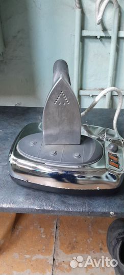 Утюг с парогенератором профессиональный