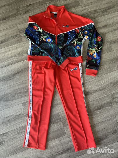 Спортивный костюм nike женский