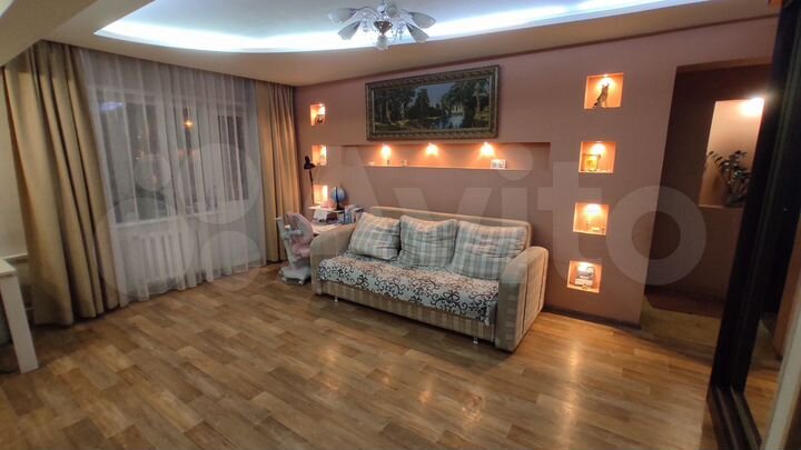 3-к. квартира, 60 м², 2/5 эт.