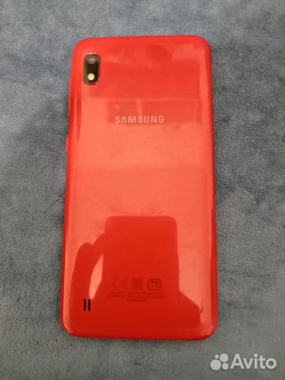Samsung Galaxy A10, 2/32 ГБ