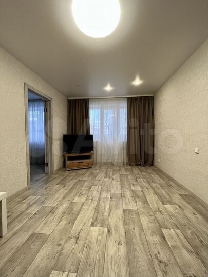 2-к. квартира, 58 м², 2/5 эт.