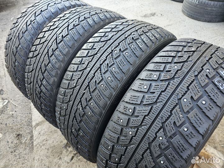 Kumho I'Zen RV Stud KC16 225/60 R17 103T