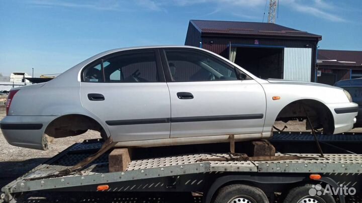 Запчасти на Hyundai Elantra 1.6Б