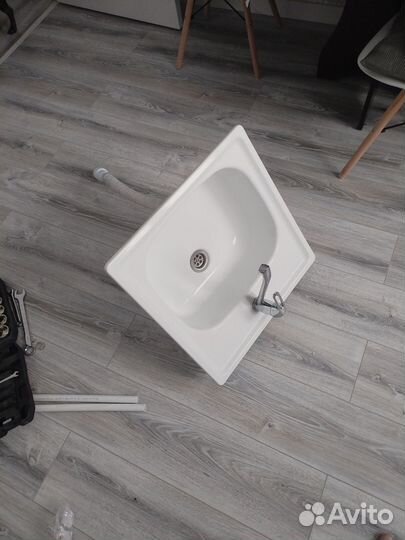 Мойка для кухни бу почти новая