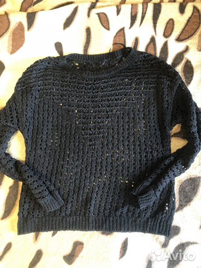 Свитер