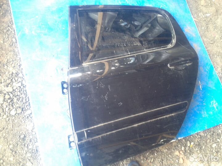 Задняя левая дверь пежо 307