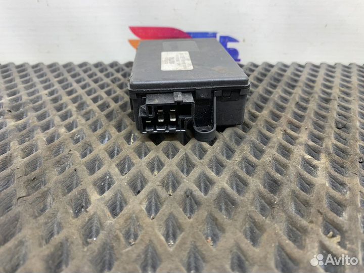 Блок управления люком