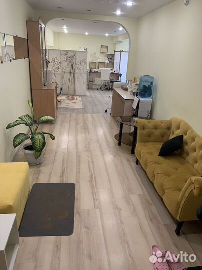 Аренда места мастера маникюра