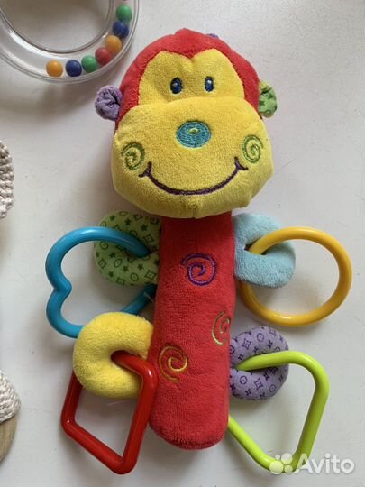 Игрушки погремушки