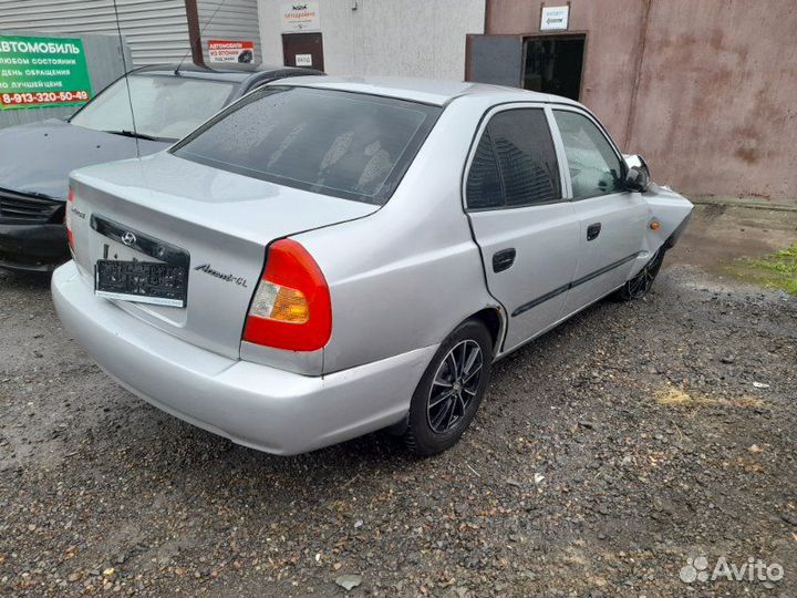 Hyundai Accent 2002 год в полный разбор