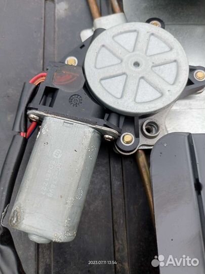 Люк на крышу geely mk cross