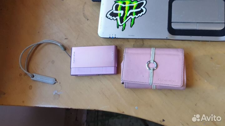 Цифровой фотоаппарат Sony DSC-T77