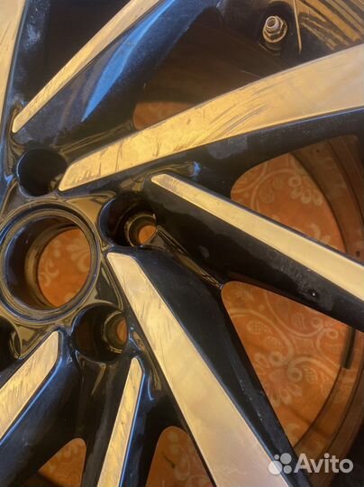 Диск Volkswagen Tiguan r 17