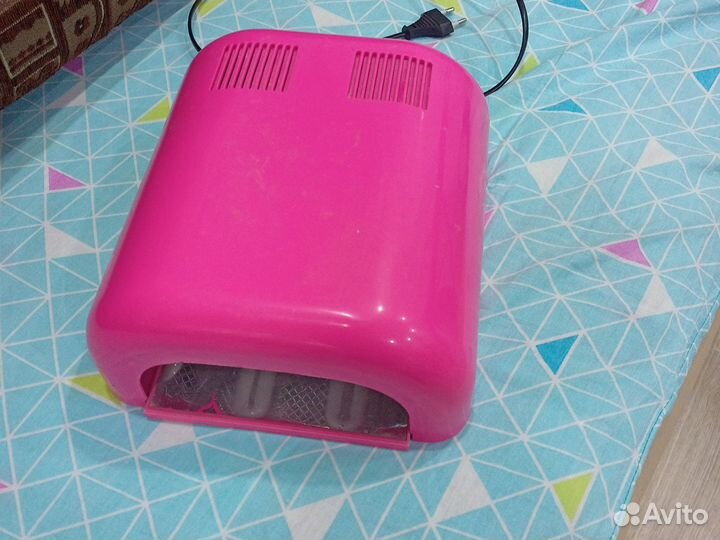 Лампа для маникюра