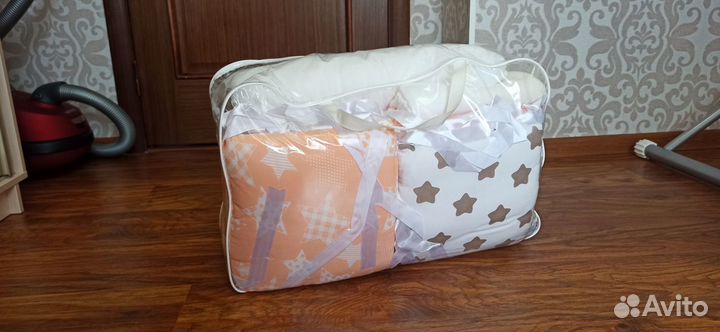 Набор в детскую кроватку