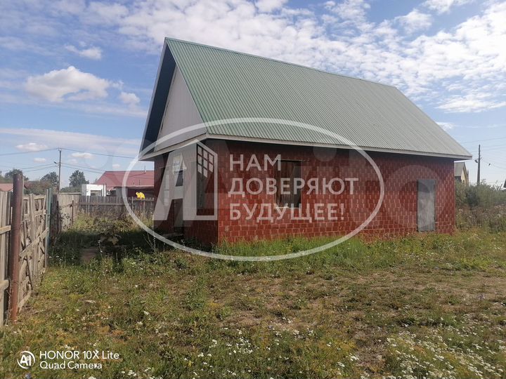 Дом 68 м² на участке 8 сот.