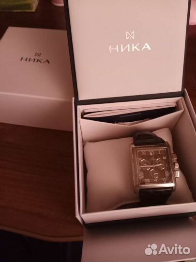 Часы серебряные