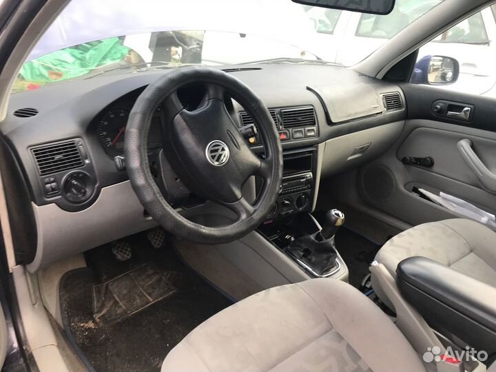 В разборе volkswagen Golf / Variant / 4Motion