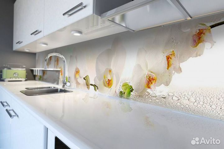 Стеклянный фартук под ключ