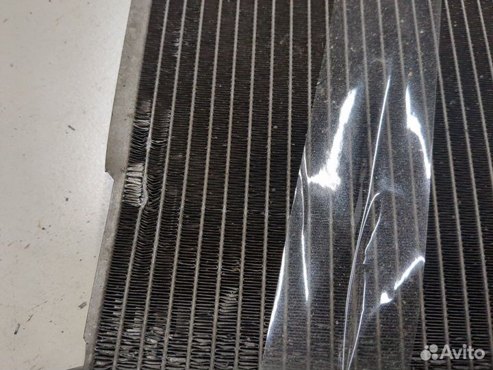 Радиатор охлаждения двигателя Nissan Rogue