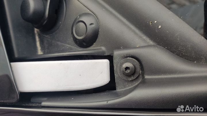 Комплект крышек на петли крепления капота Renault