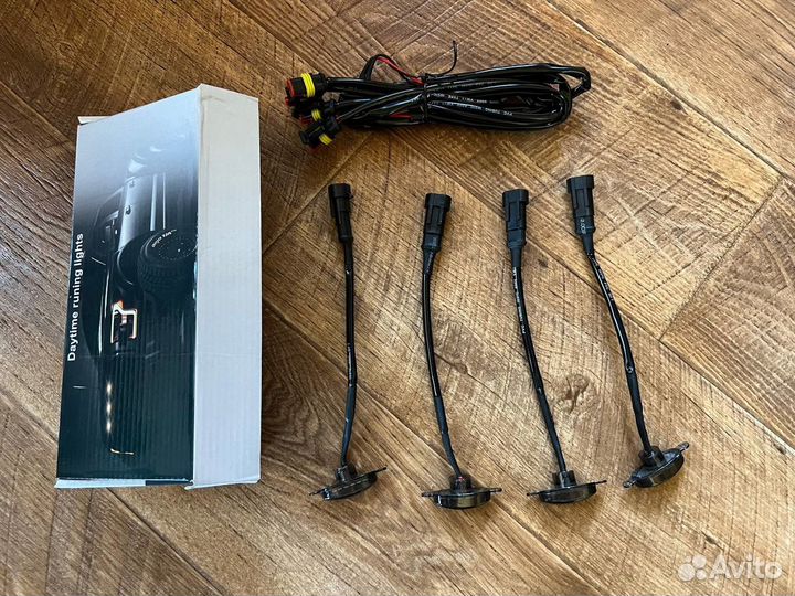 Jeep Grand Cherokee WK Дхо фонари в решетку радиат