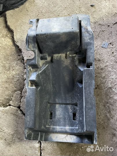 Заднее крыло kawasaki zzr400-2