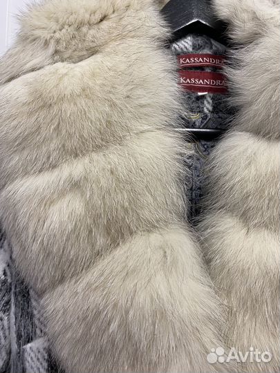 Пальто женское зимнее