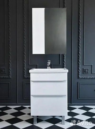 Мебель для ванной новая