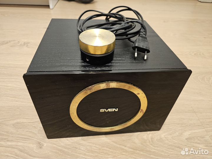 Акустические колонки sven