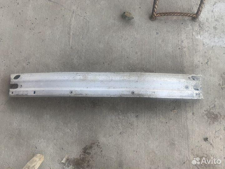 Тойота камри 40 усилитель заднего бампера