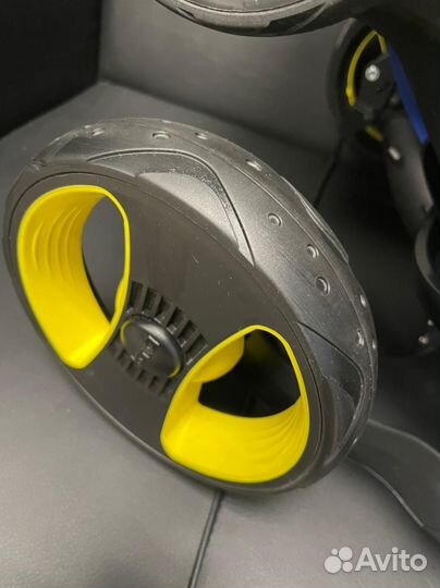 Детская автолюлька с колесами