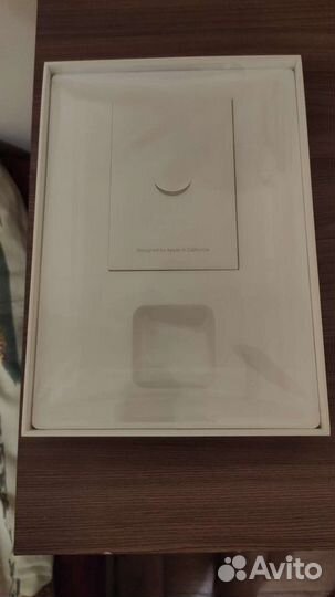 Коробка от iPad 2017