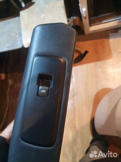 Обшивка двери задней правой audi A8 D4