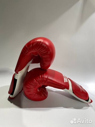 Боксерские перчатки Elite Boxing white