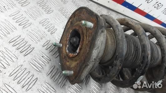 Стойка задняя левая KIA sportage 2 (EML18SJ01)