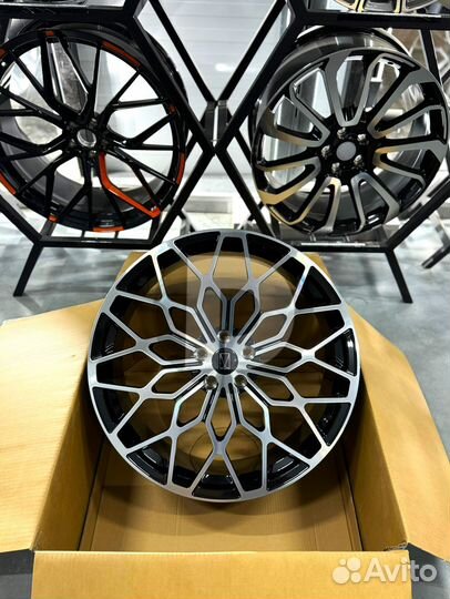 Кованые диски Lexeus RX (до 23 г.в.) R22