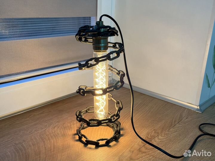 Декоративная лампа