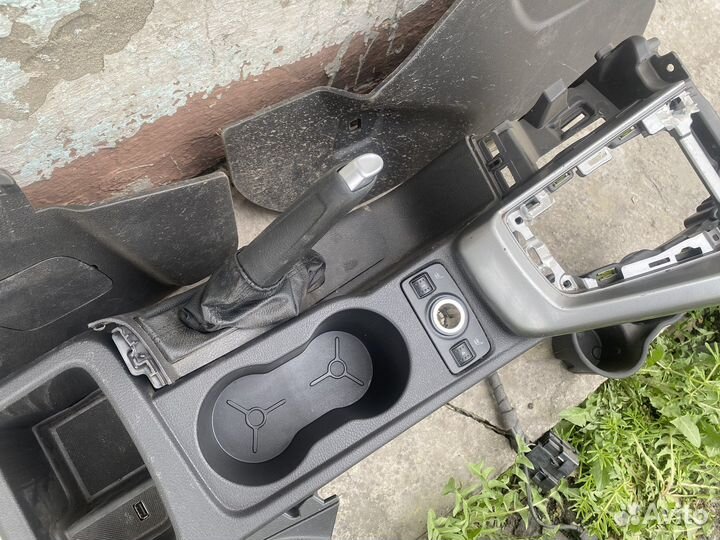 Консоль. Ручник, блок подогрева сидений