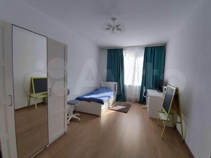 3-к. квартира, 82 м², 5/9 эт.