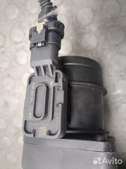 Корпус воздушного фильтра Skoda Octavia (A7)