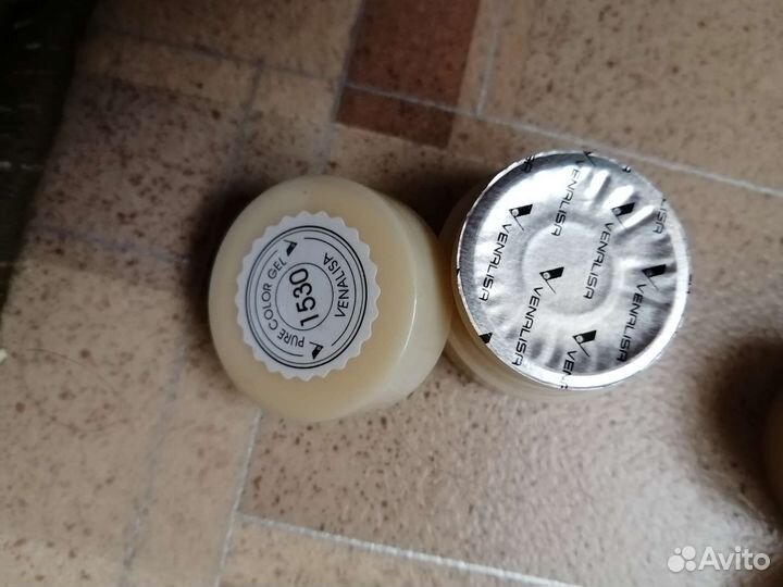 Продаю гель Лаки для маникюра