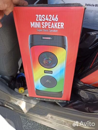 Беспроводная блютуз колонка