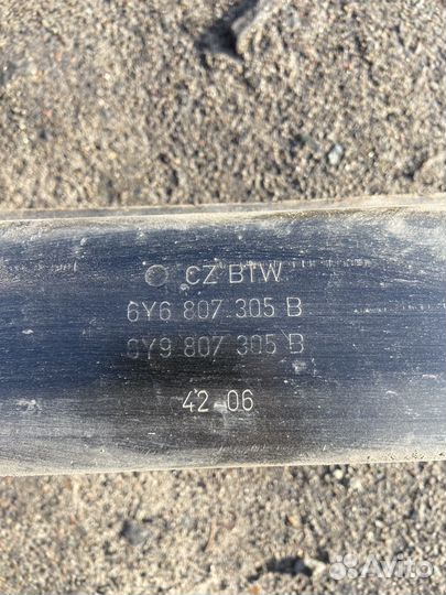 Усилитель бампера задний Skoda Fabia 1999-2007