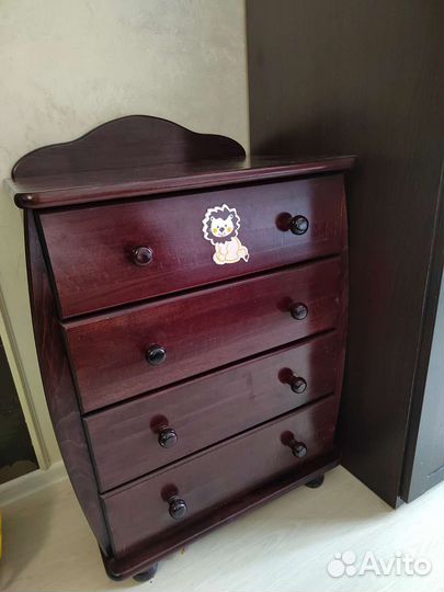 Детская кровать и комод бу комплект