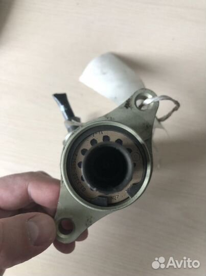 Главный тормозной цилиндр