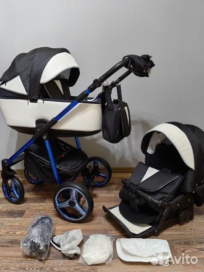 Коляска Adamex Reggio 2в1