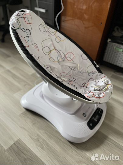 Кресло качалка Mamaroo 4moms 4.0 мультиплюш